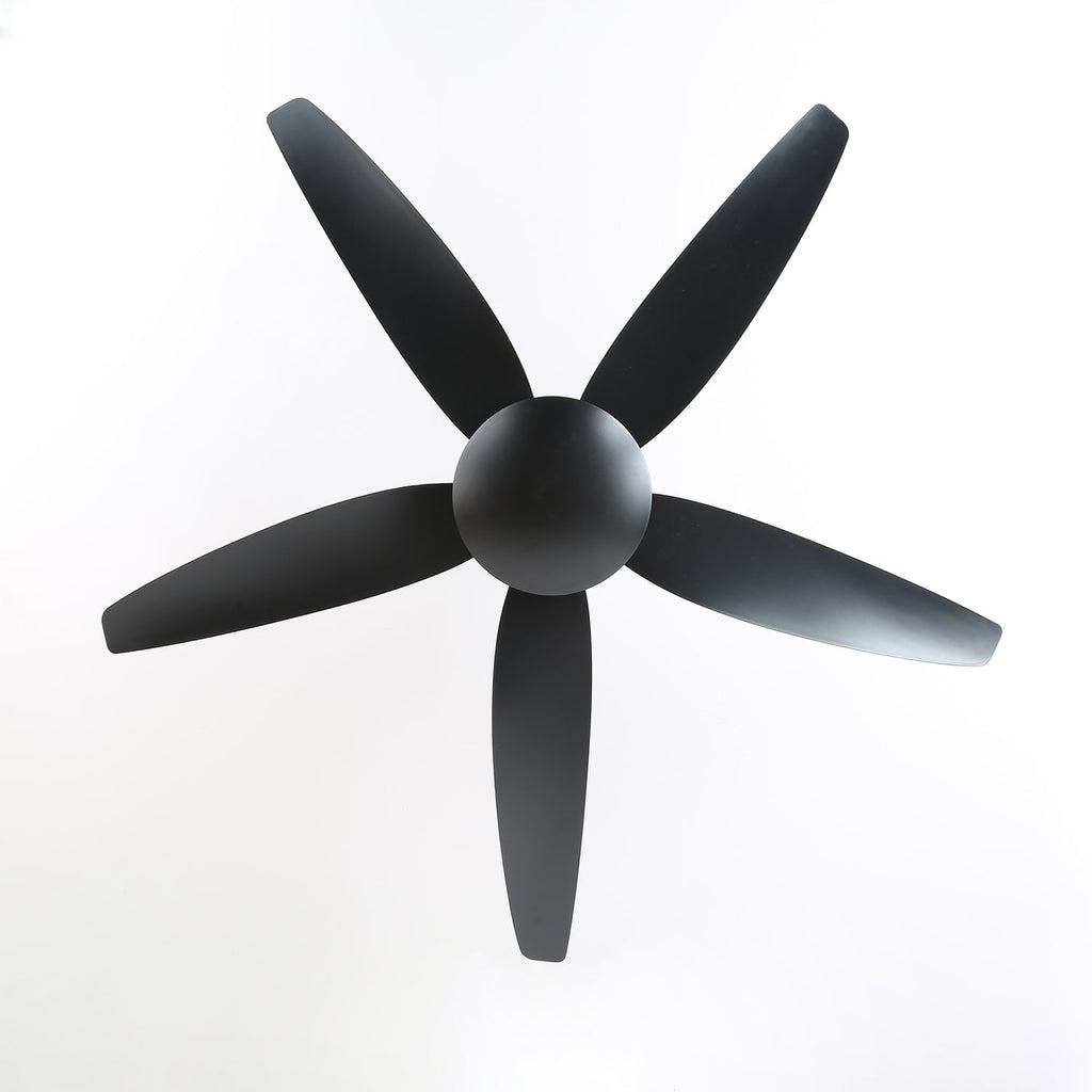 Ventilateur de plafond minimaliste Onyxa avec lumière