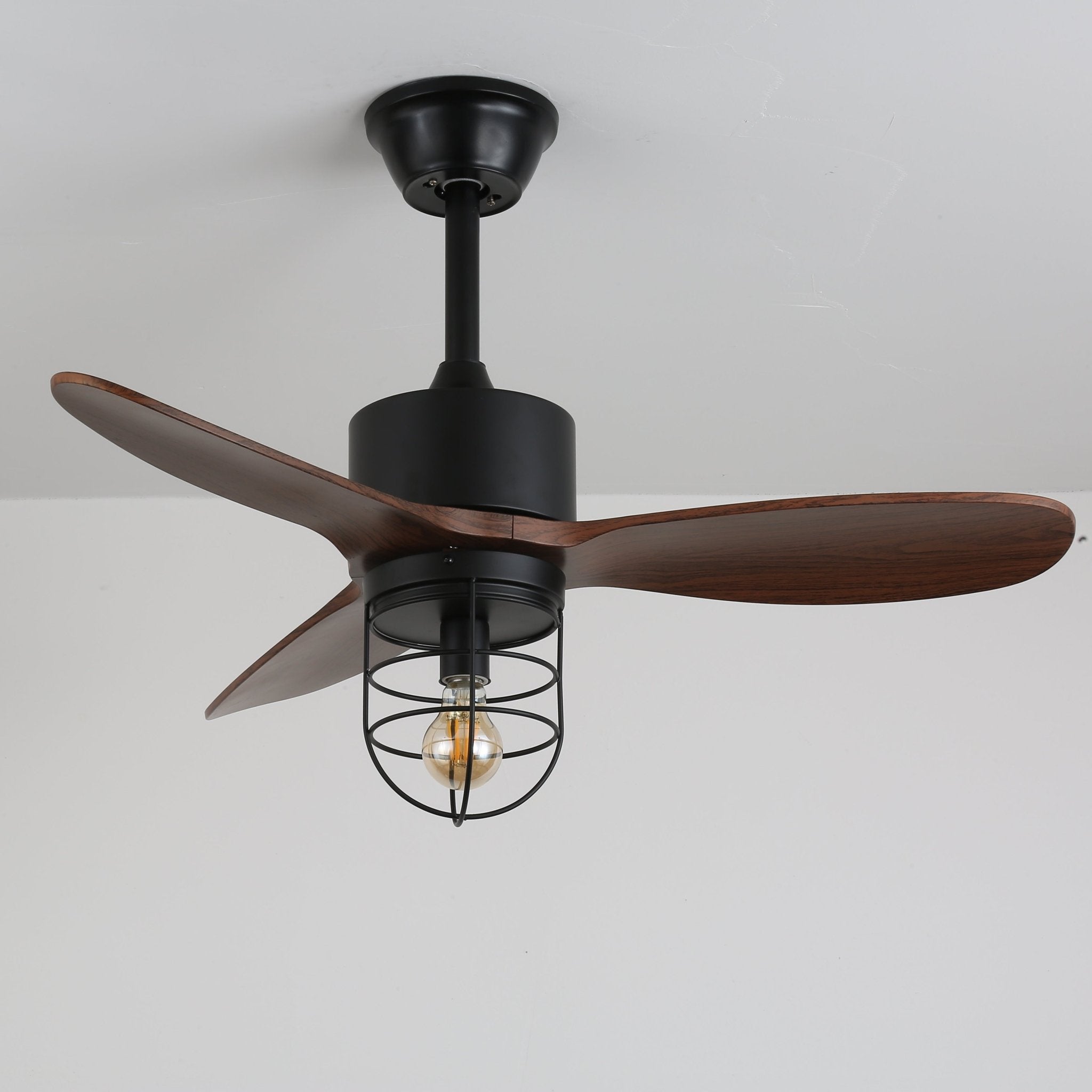 Ventilateur de plafond industriel en bois avec lumière Brisora