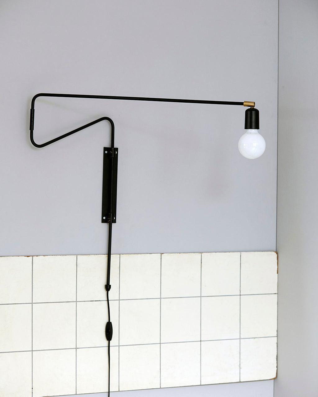 Elsoreth Modern Minimalist Swing Wall Lamp