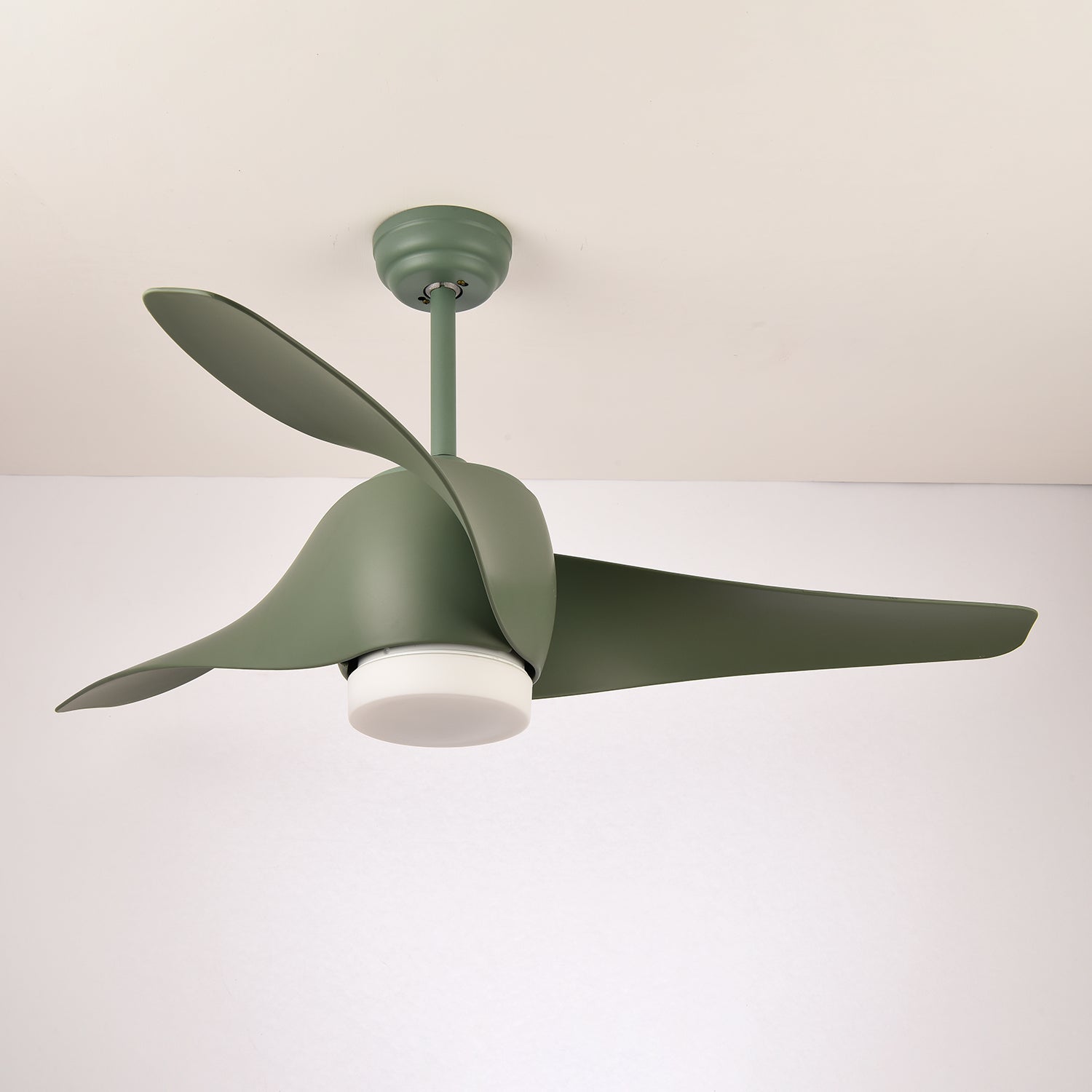 Plafonnier ventilateur AeroGlow