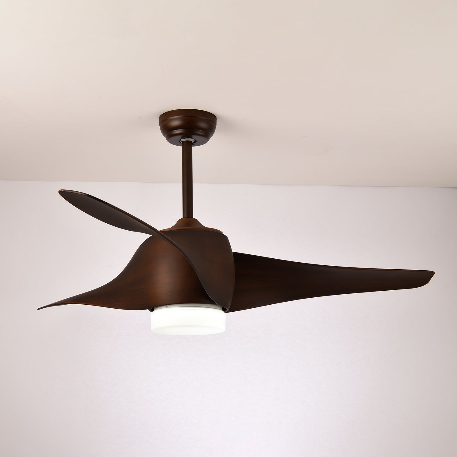 Ventilateur de plafond Umber avec lumière