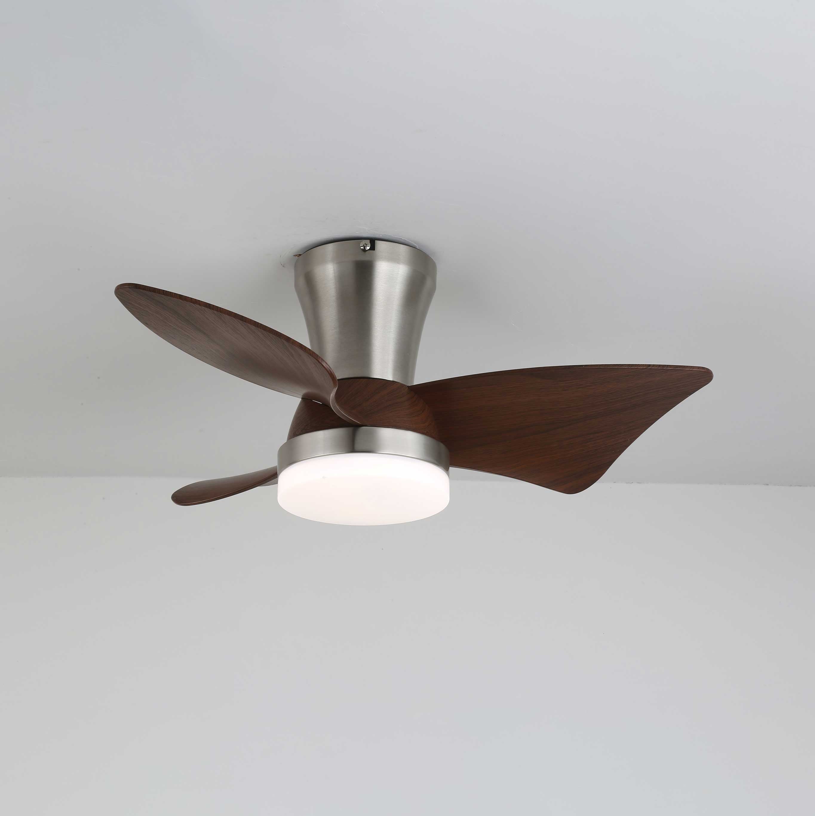 Ventilateur de Plafond Moderne en Bois Caspian avec Lumière